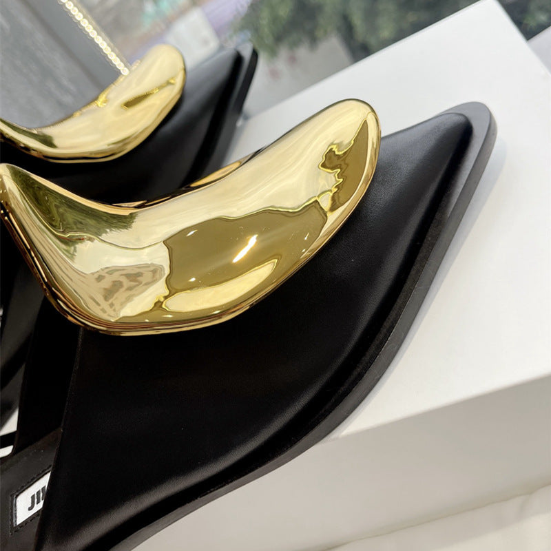 Mules à bout fermé pointu - Cuir décoration en métal 2 modèles plat / talon en 3 coloris
