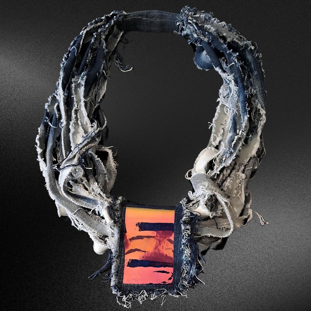 Collier Jeans délavé - Modèle unique - Fait main