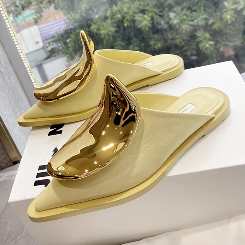 Mules à bout fermé pointu - Cuir décoration en métal 2 modèles plat / talon en 3 coloris