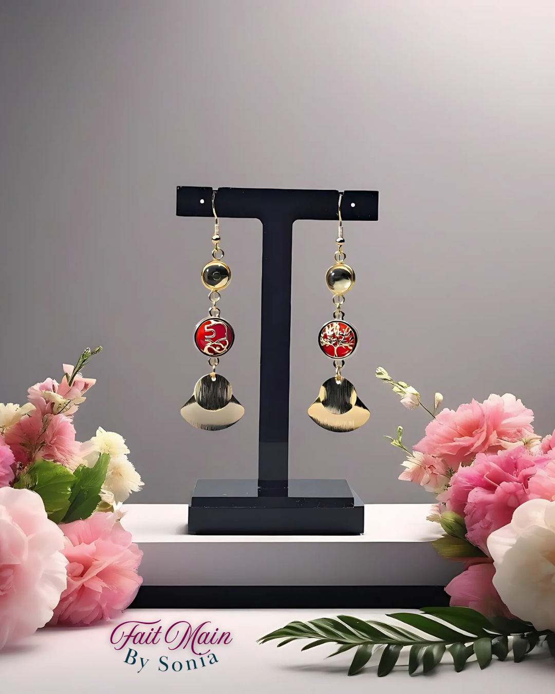 Boucles d'oreilles rouge verre plaqué or  - Arbre de vie/Eléphant Fait main modèle unique