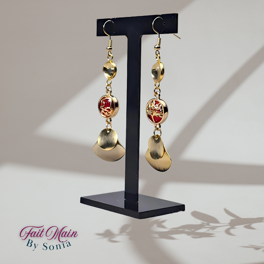 Boucles d'oreilles rouge verre plaqué or  - Arbre de vie/Eléphant Fait main modèle unique