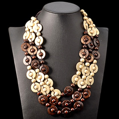 Collier multicouche de style ethnique en coquille noix de coco 12 coloris