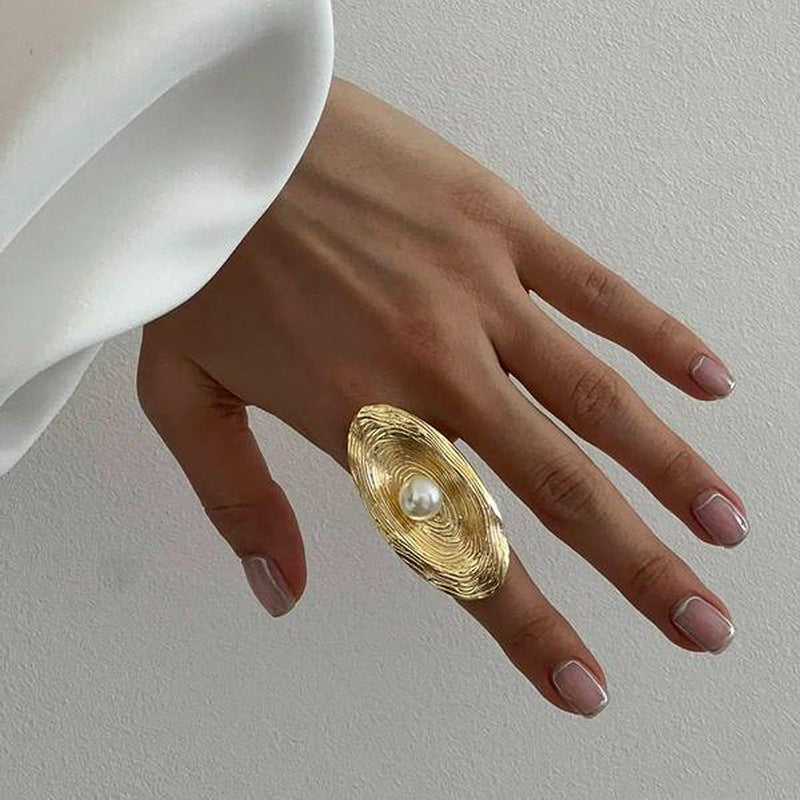 Bague irrégulière exagérée avec perle - Taille unique  8 modèles différents