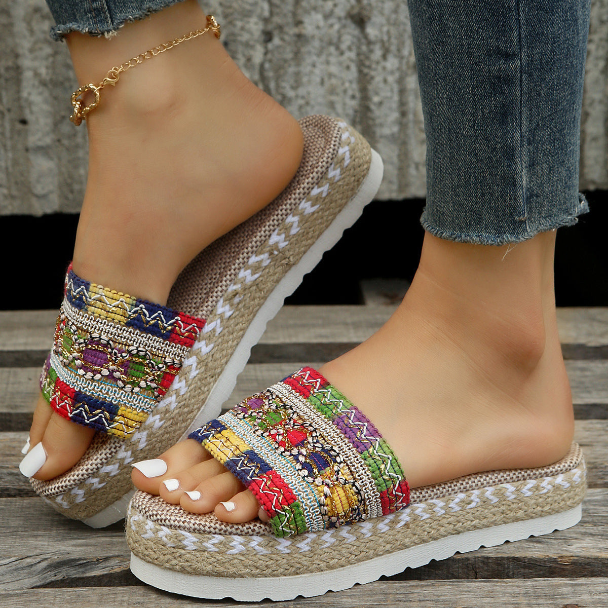 Sandales de style ethnique pour femmes, sandales d'été à semelle épaisse