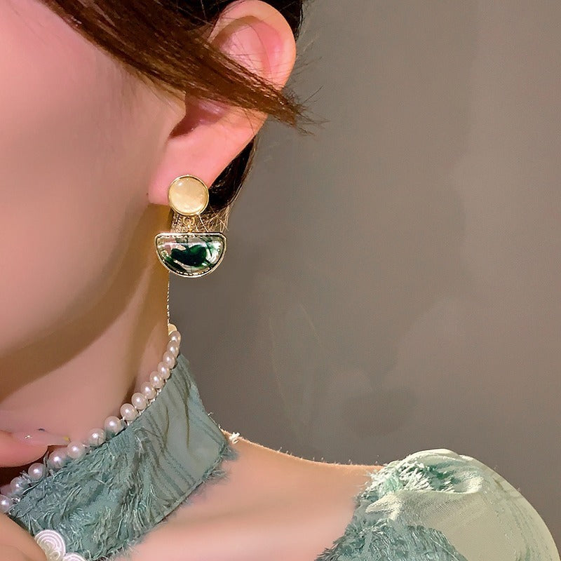 Boucles d'oreilles artistiques existe en 2 modèles clou ou clips